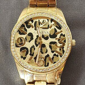 Geneva Gold Plated Link Cheetah Face Crystals Japan Mvmt Stainless Back Watch